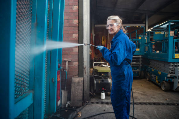 Pressure Washing Estimates in Springfield, MI